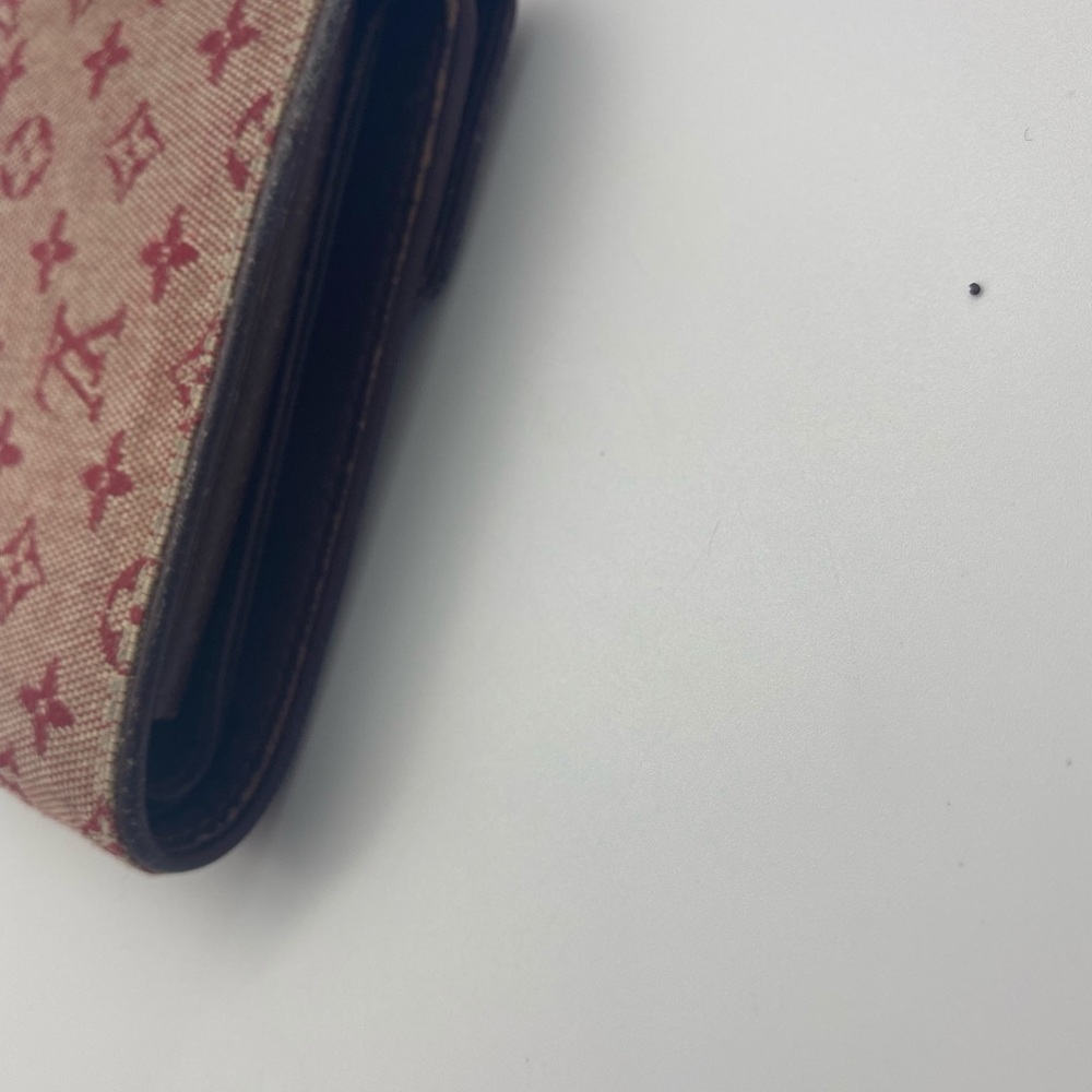 LV Mini Compact Wallet - Picture 5 of 11